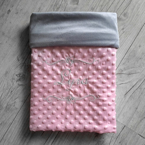 EDITION LIMITÉ: Couverture interrieur gris, doublé en minky doux personnalisé, brodée prénom et/ou ornement